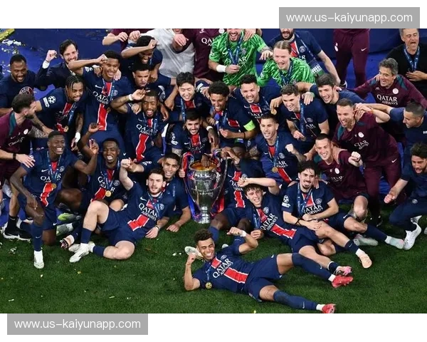 聚光灯下的卢瓦尔河之舞:当巴黎圣日耳曼遇上昂热,不仅是豪门的独角戏 聚光灯下的卢瓦尔河之舞:当巴黎圣日耳曼遇上昂热,不仅是豪门的独角戏